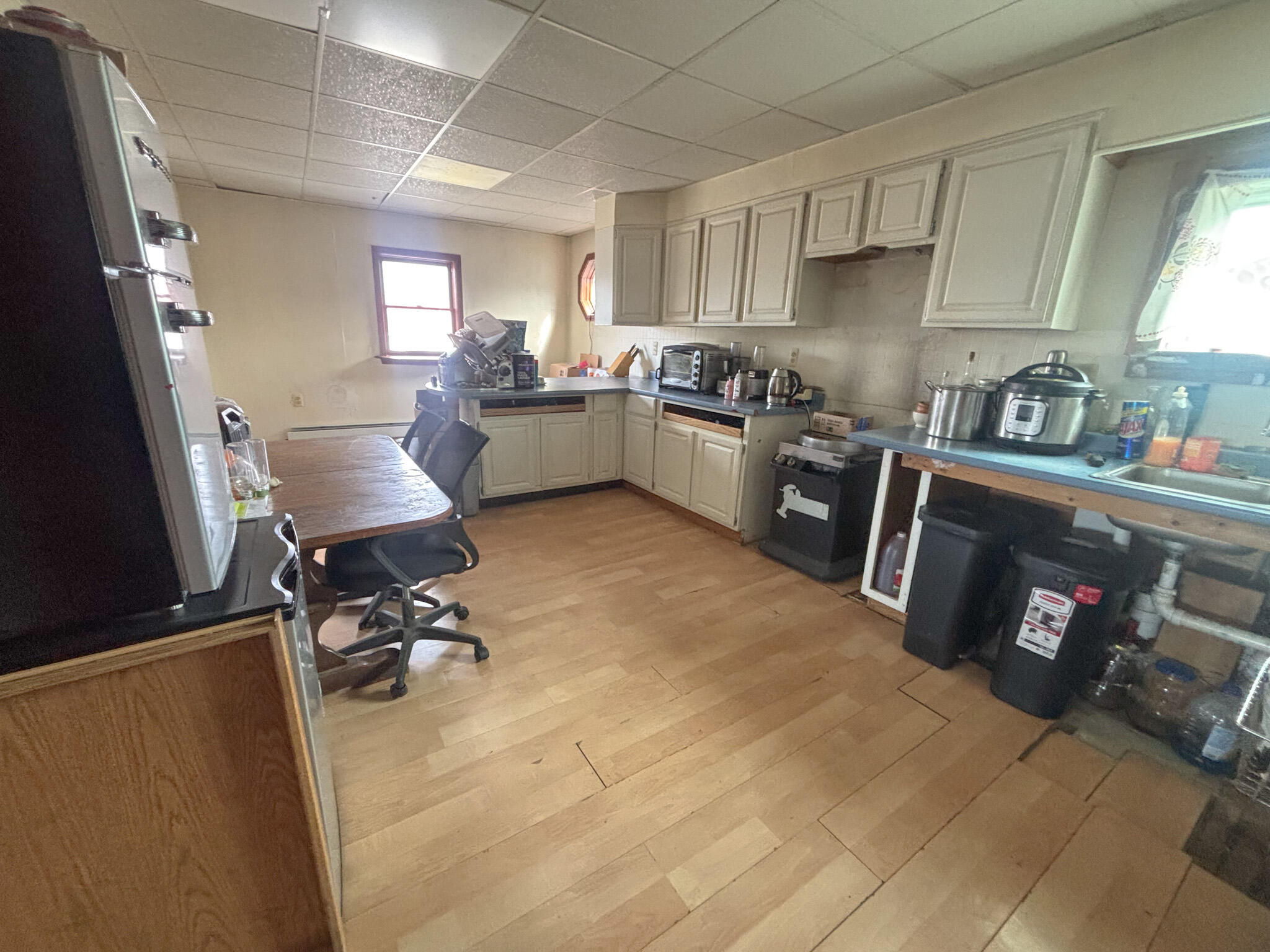 68 Railroad Avenue Property Photo 4