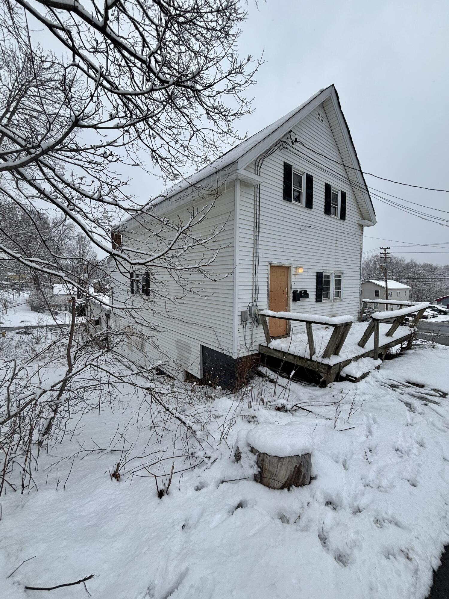 45 Water Street Property Photo 15