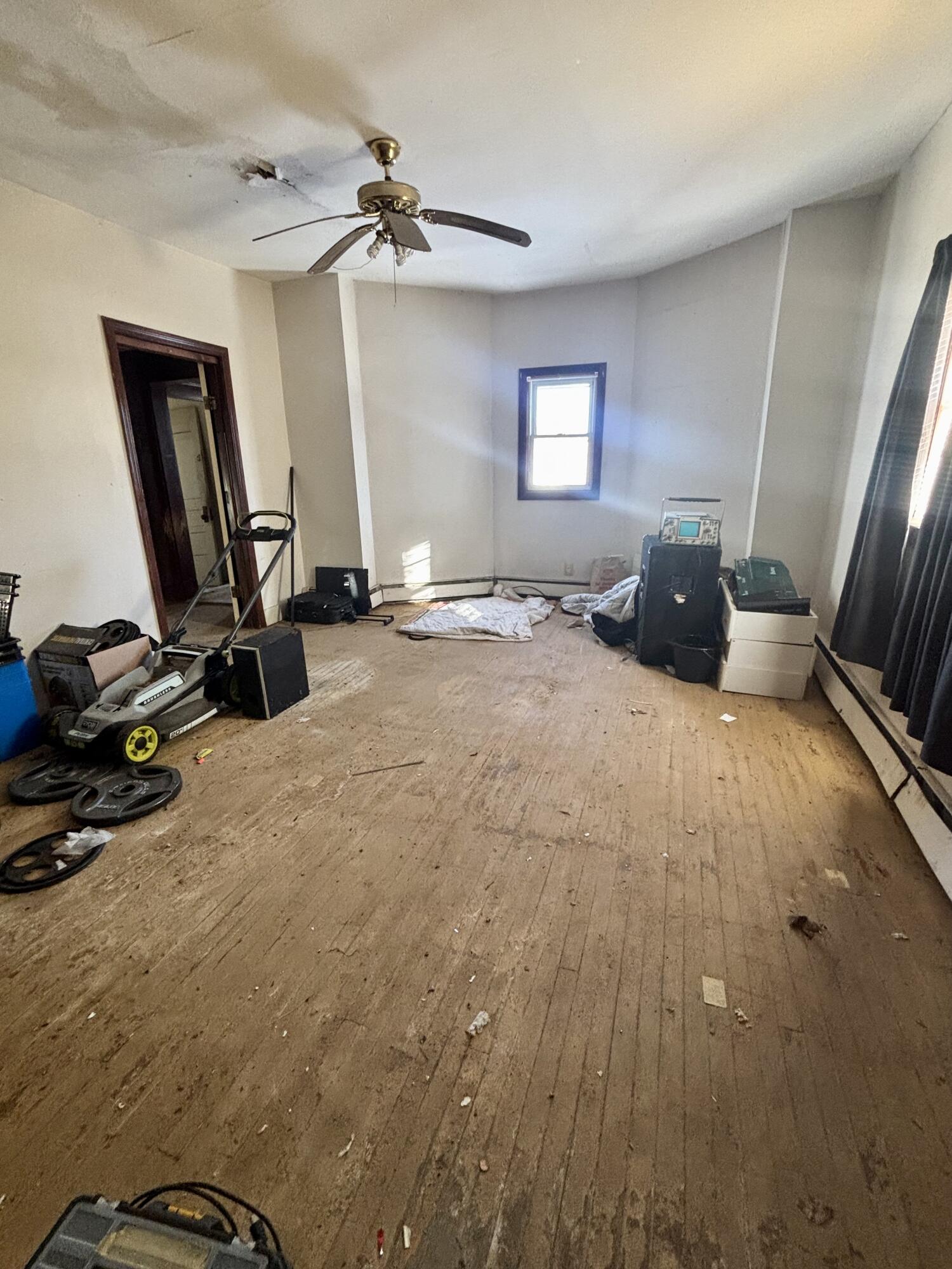 45 Water Street Property Photo 19