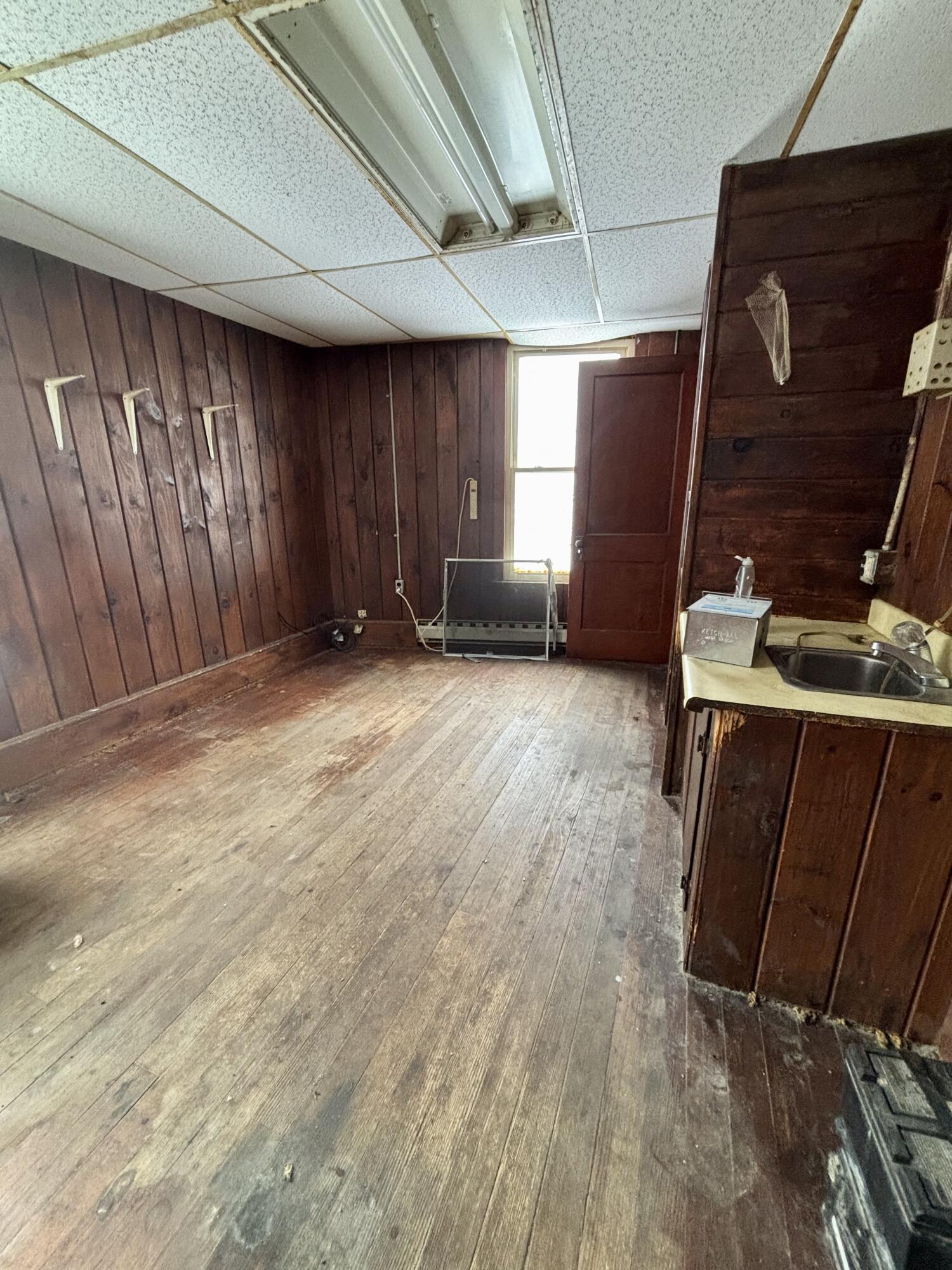 45 Water Street Property Photo 33