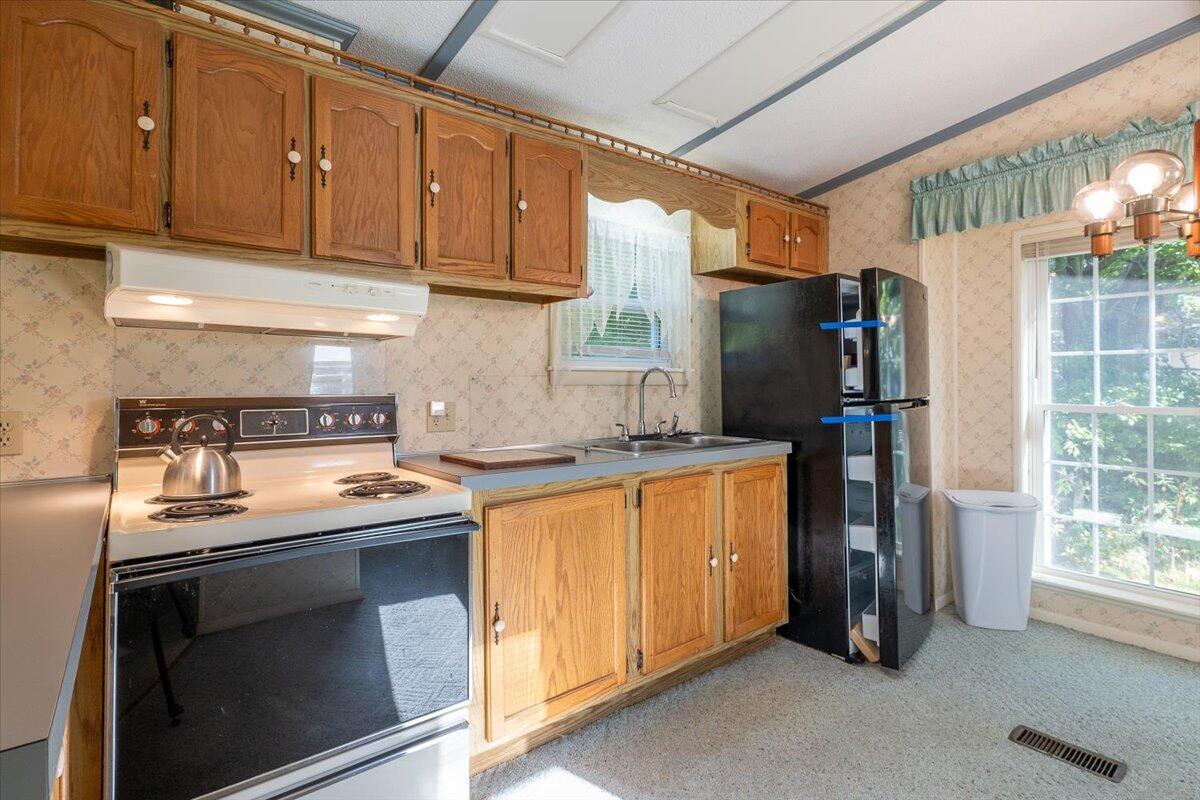 46 Cedar Drive Property Photo 11