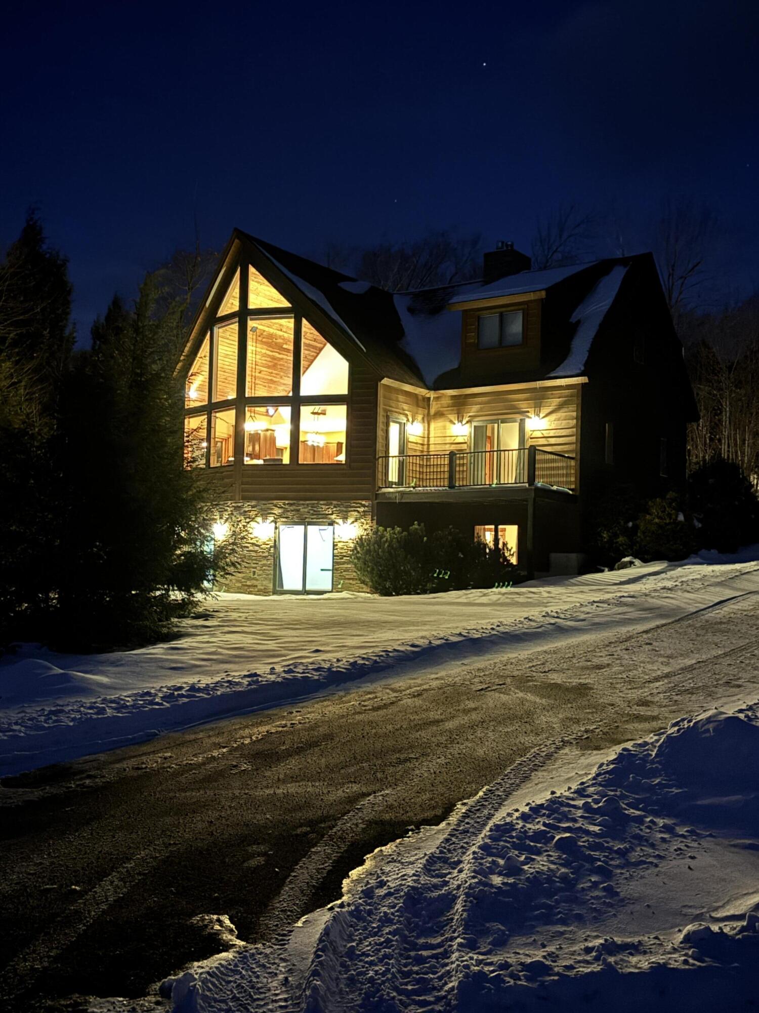 28 Blizzard Drive Property Photo 3