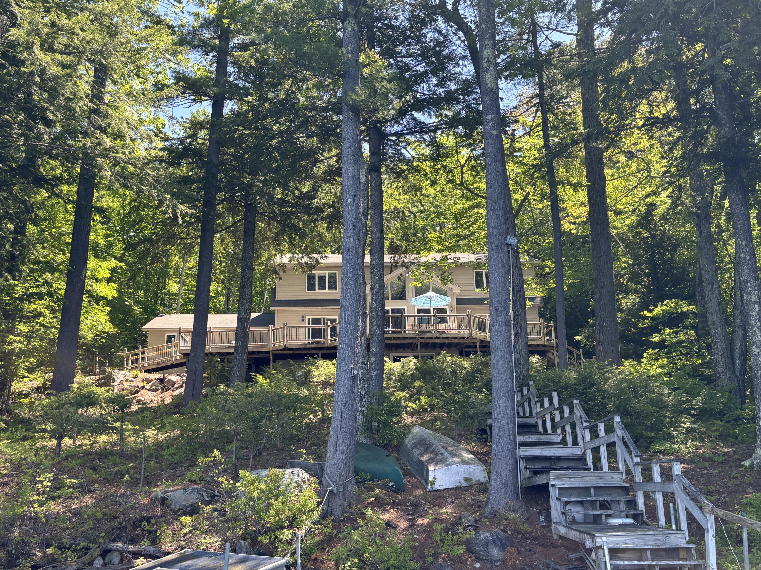 45 E Shore Drive Property Photo 1