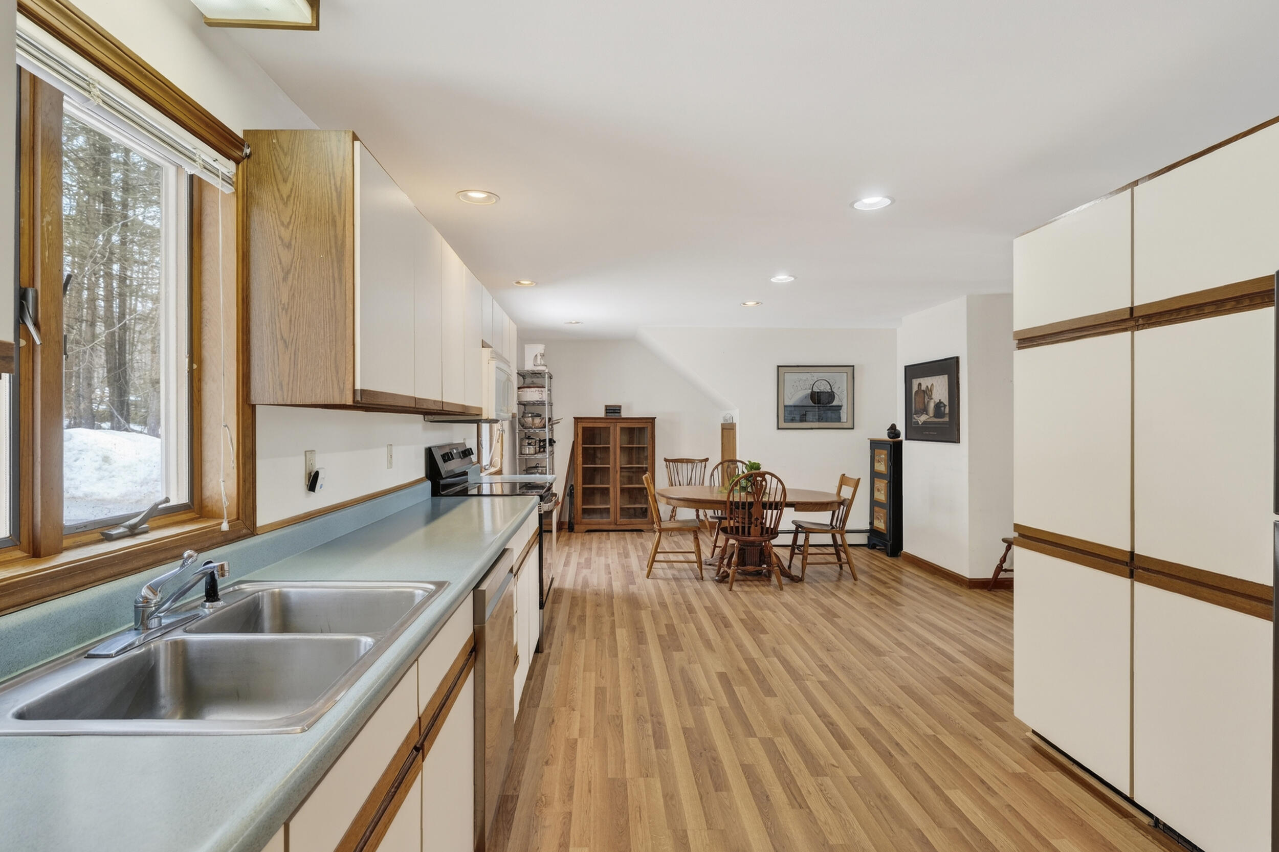 45 E Shore Drive Property Photo 16