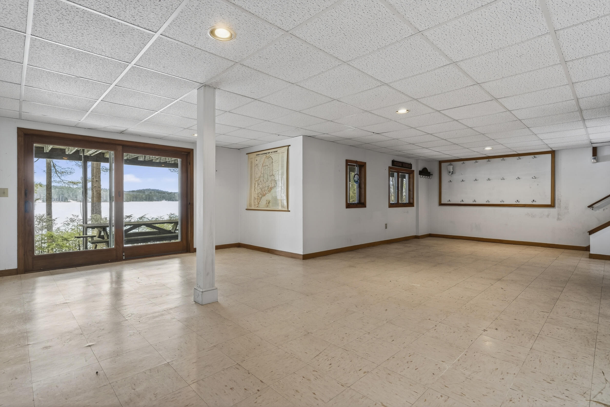 45 E Shore Drive Property Photo 41