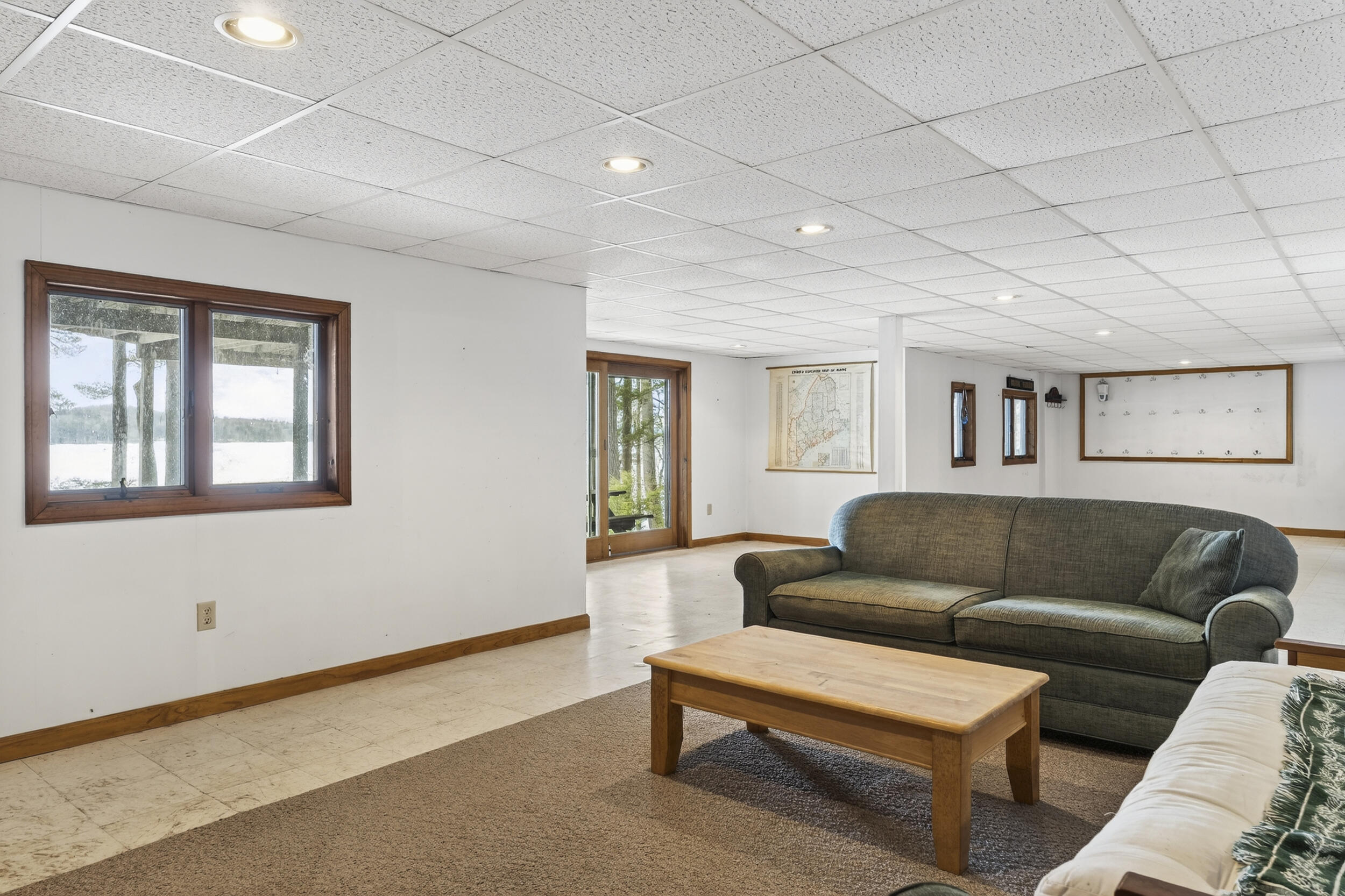 45 E Shore Drive Property Photo 42