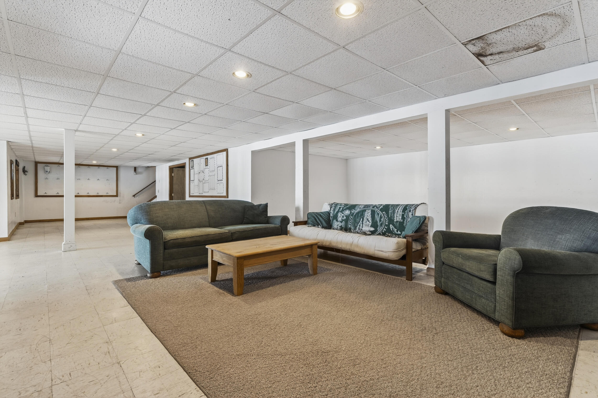 45 E Shore Drive Property Photo 44