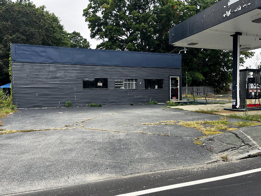 408 Elm Street Property Photo 1