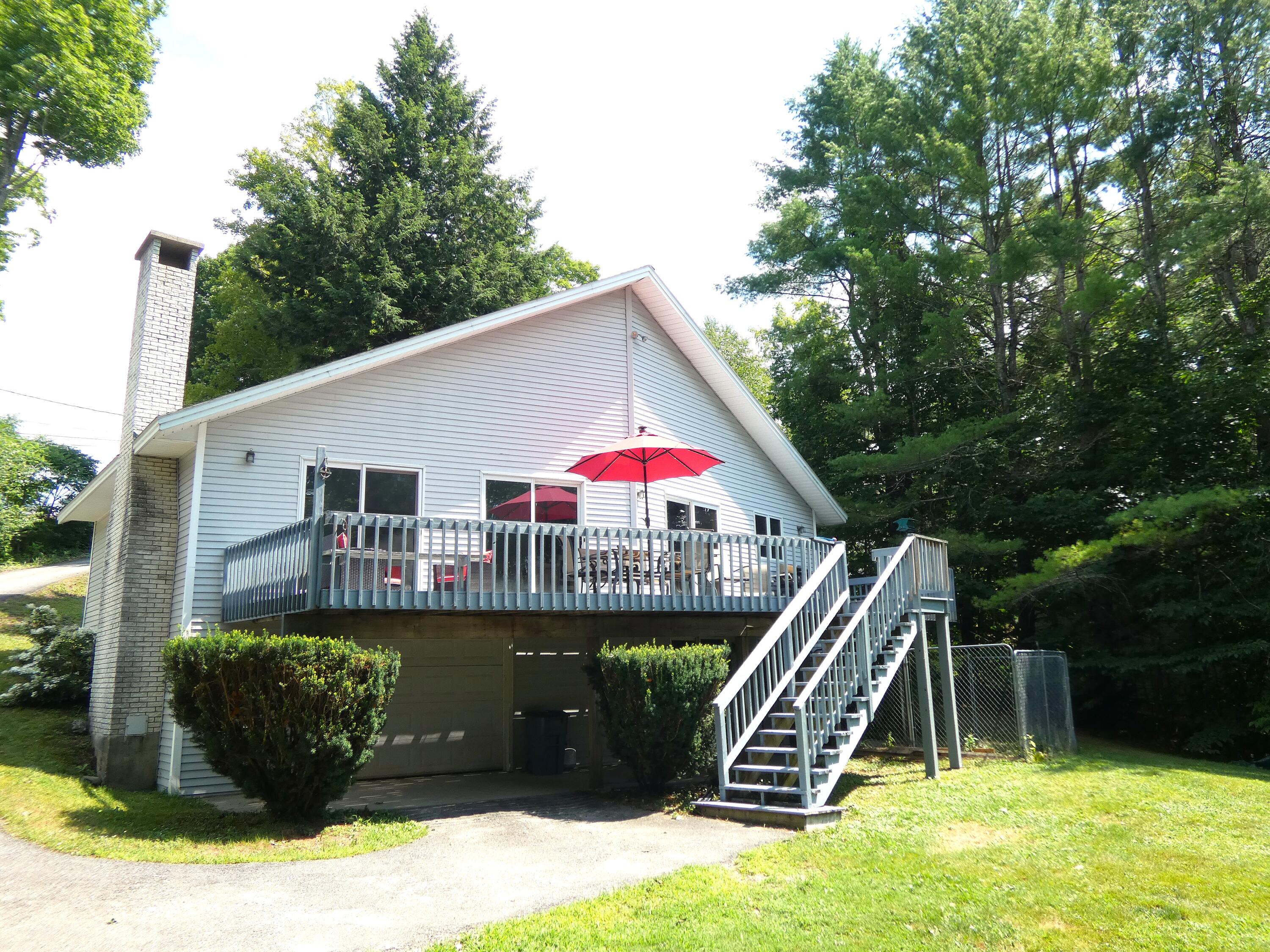87 Maple Ridge Drive Property Photo 2