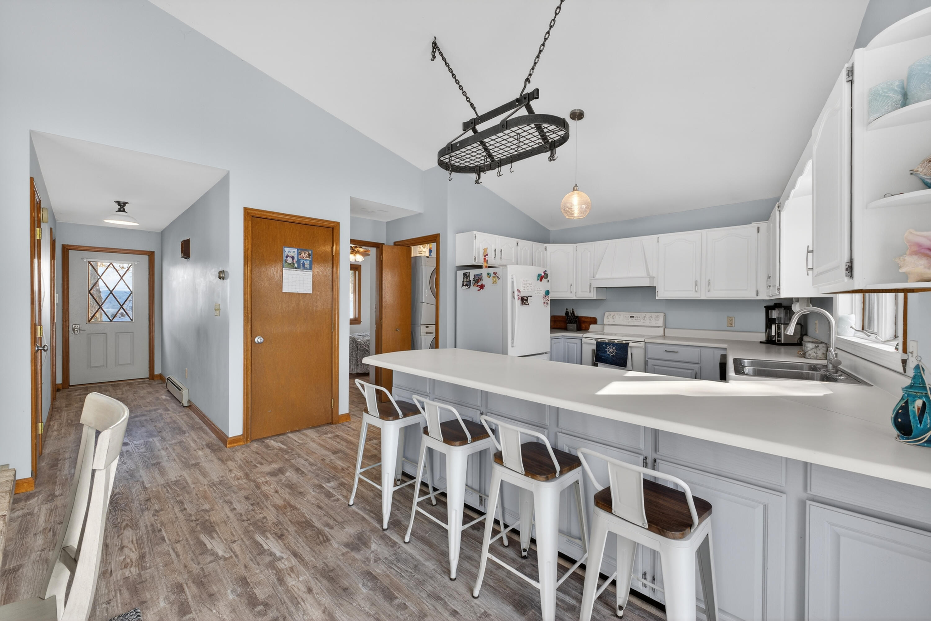 87 Maple Ridge Drive Property Photo 14