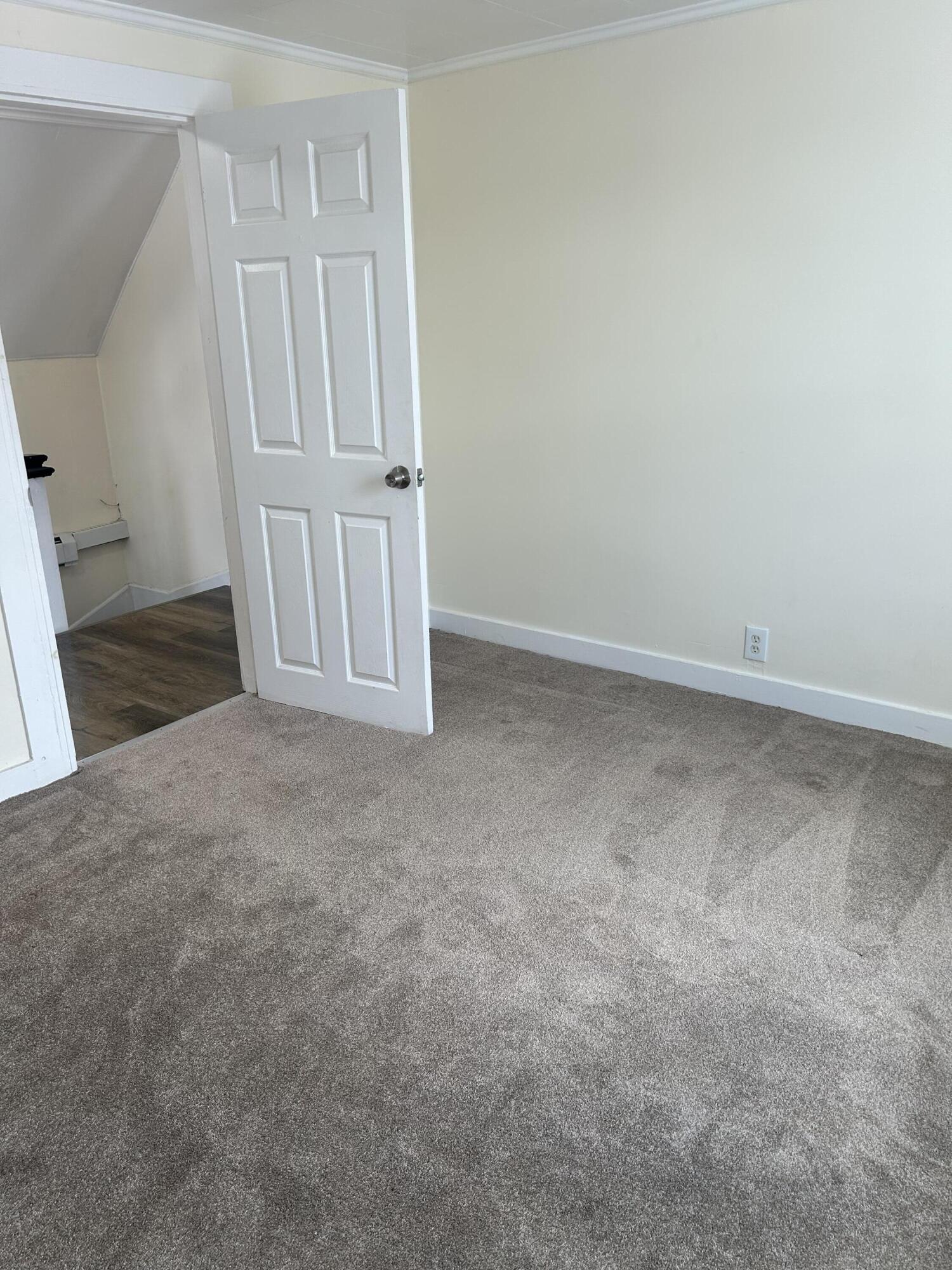 7 Washington Street Property Photo 22