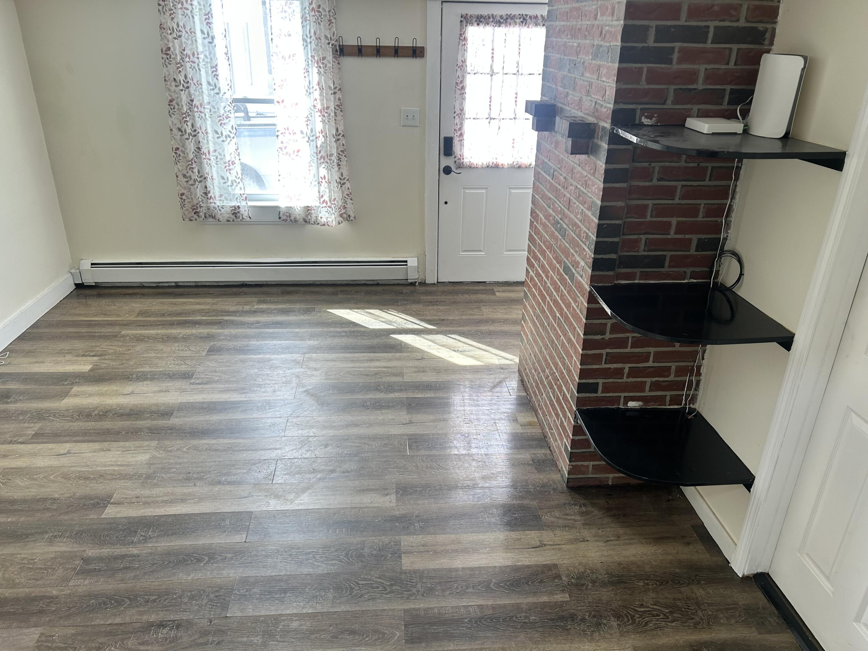 7 Washington Street Property Photo 26