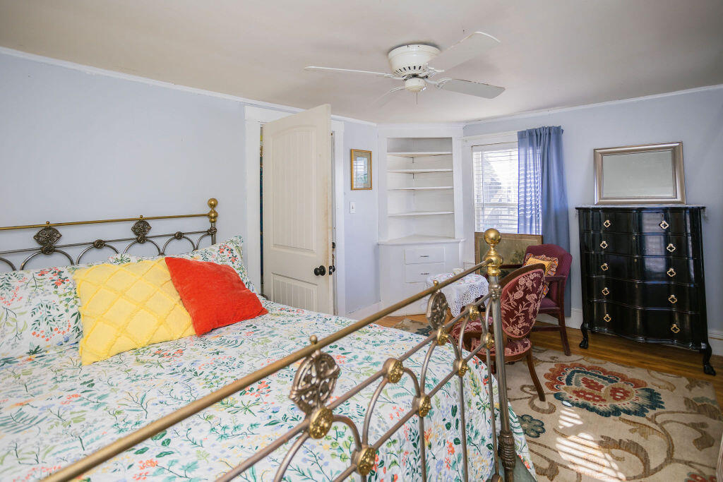 27 Windsor Street Property Photo 13