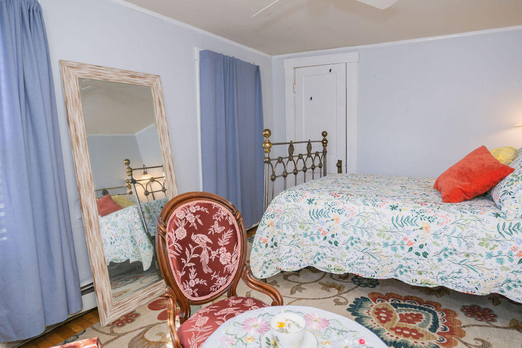 27 Windsor Street Property Photo 14