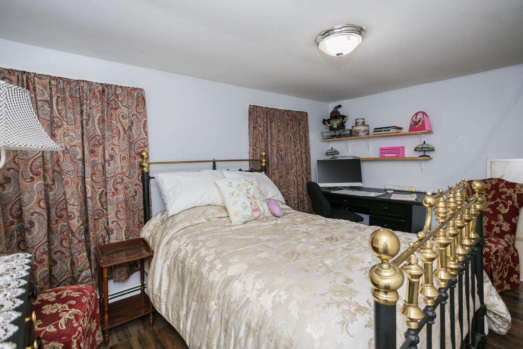 27 Windsor Street Property Photo 16