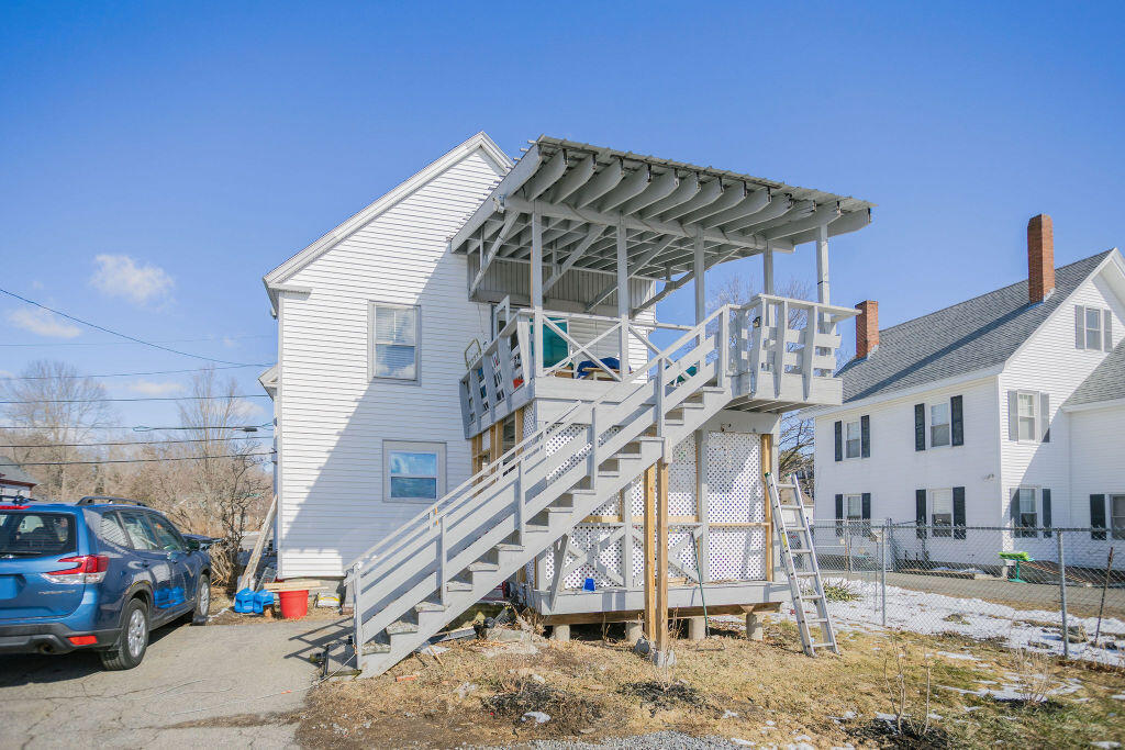 27 Windsor Street Property Photo 29