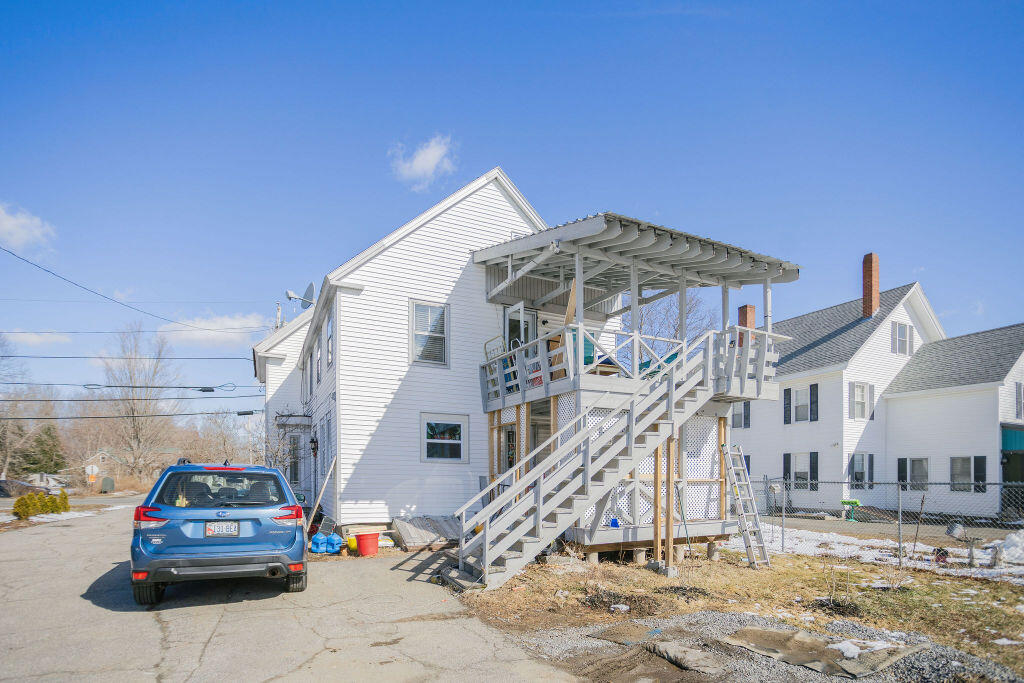 27 Windsor Street Property Photo 30