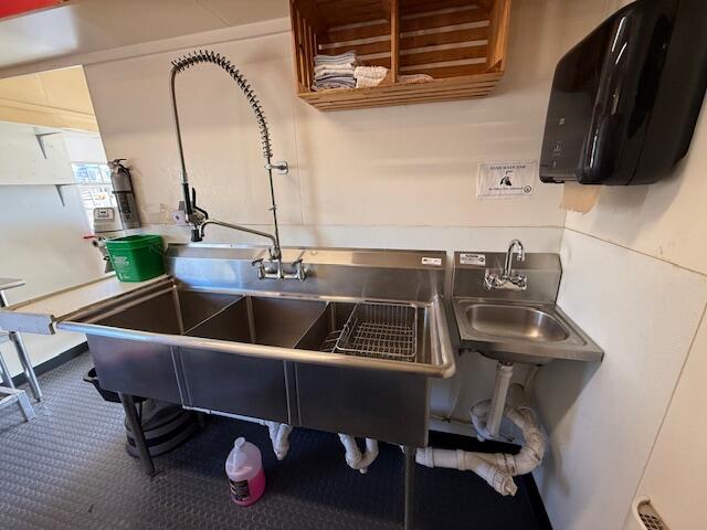 53 Pleasant Street Property Photo 41