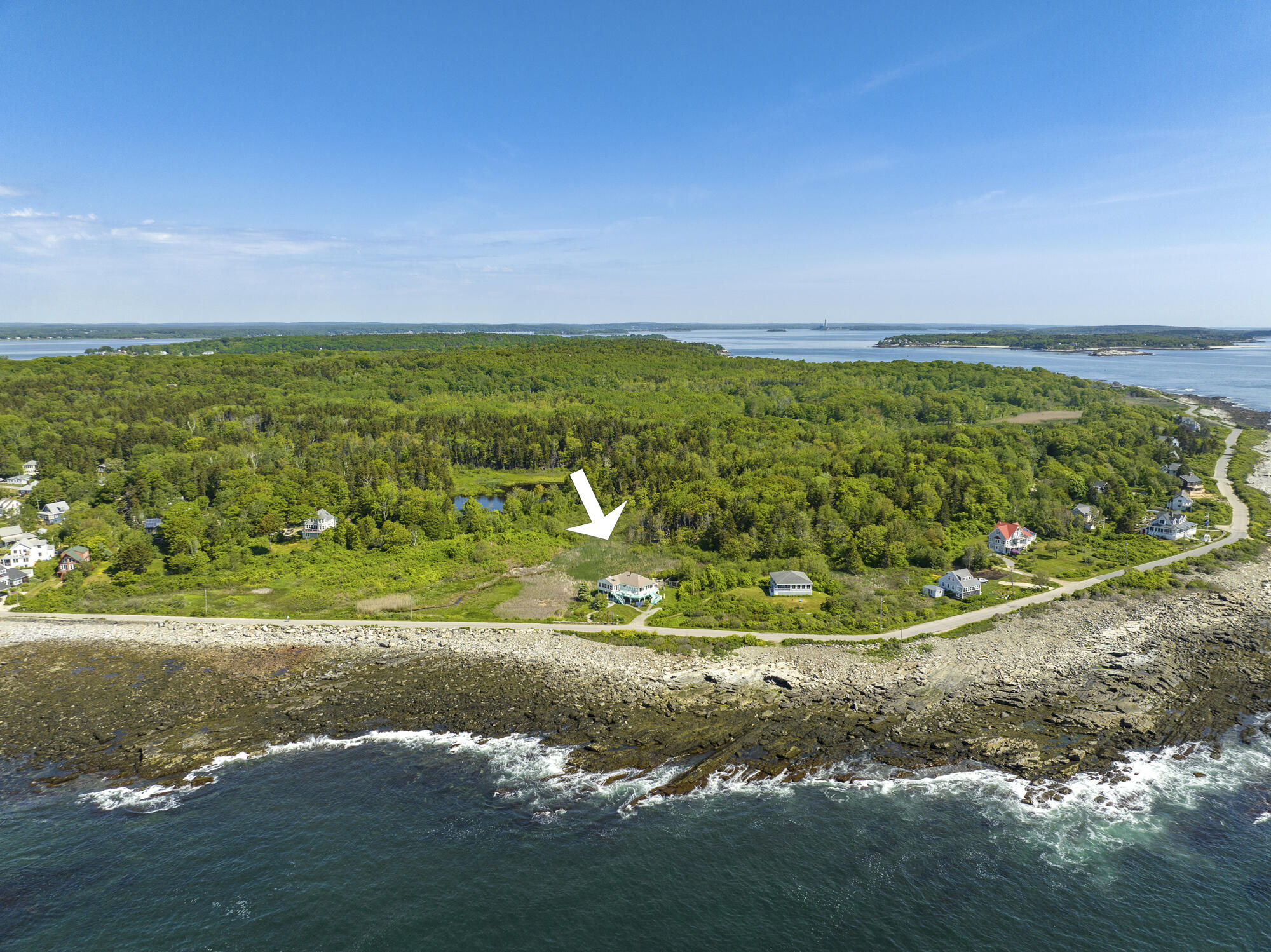 252 Seashore Avenue Property Photo 1