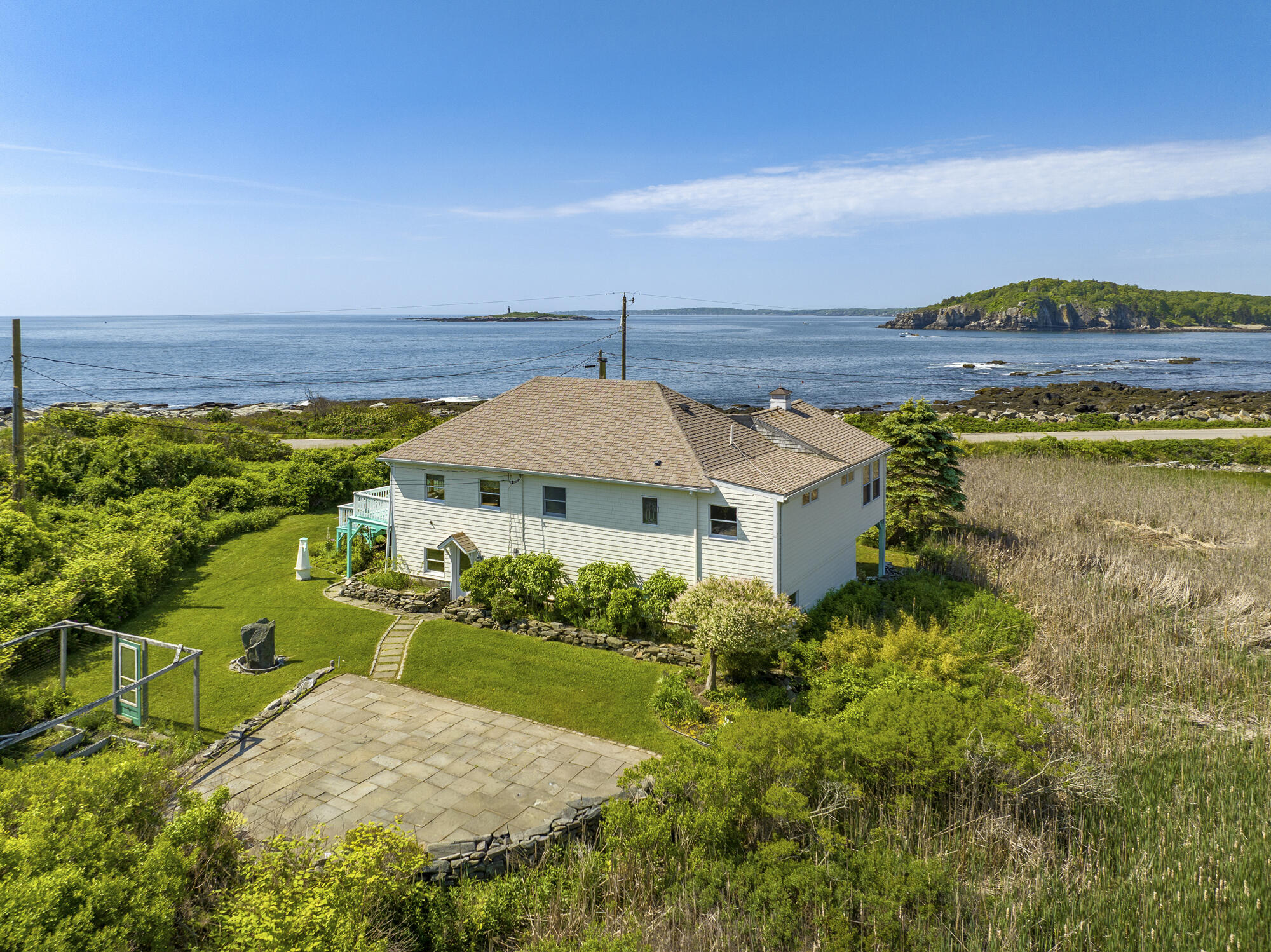 252 Seashore Avenue Property Photo 6