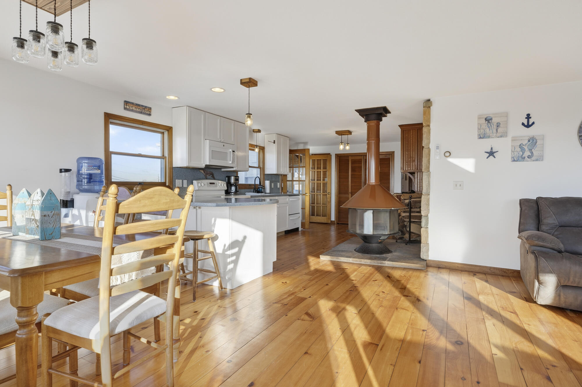 252 Seashore Avenue Property Photo 12
