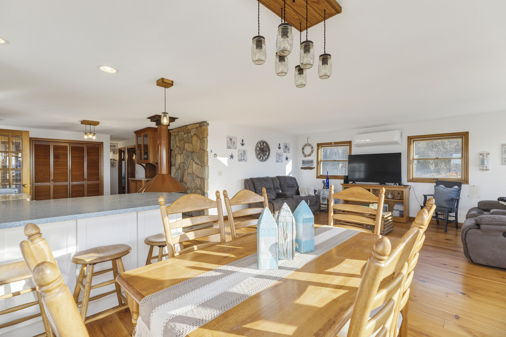 252 Seashore Avenue Property Photo 16