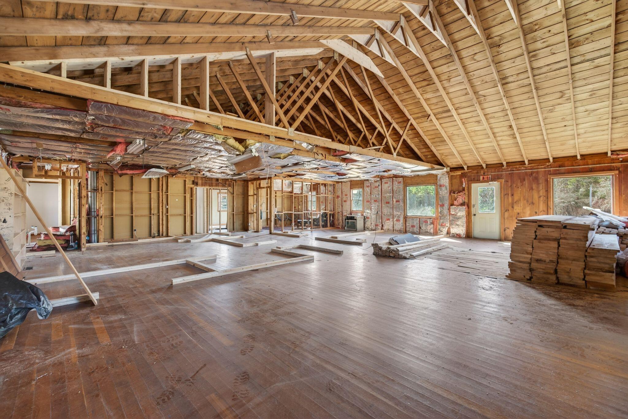 127 Gardiner Road Property Photo 4