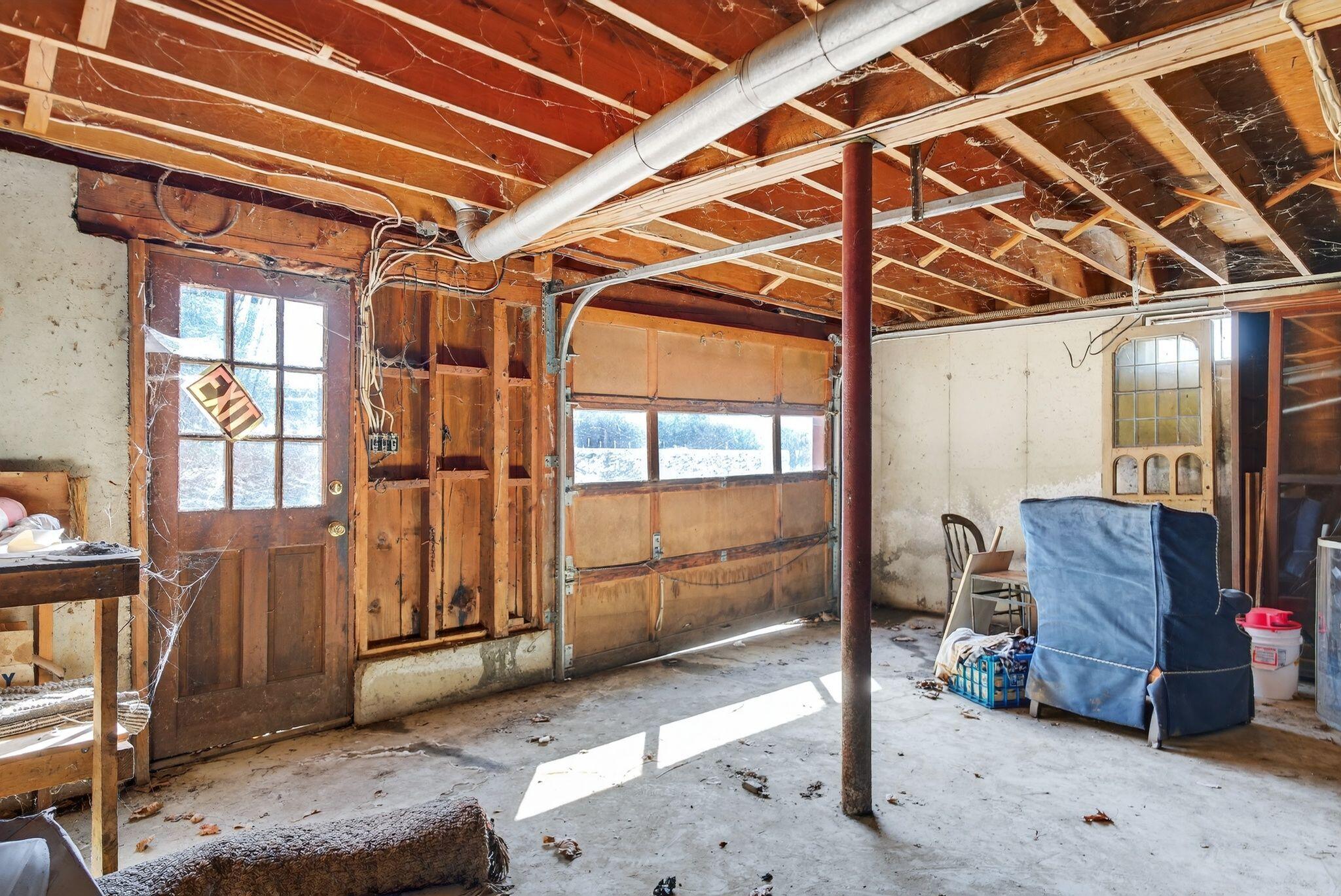 127 Gardiner Road Property Photo 11