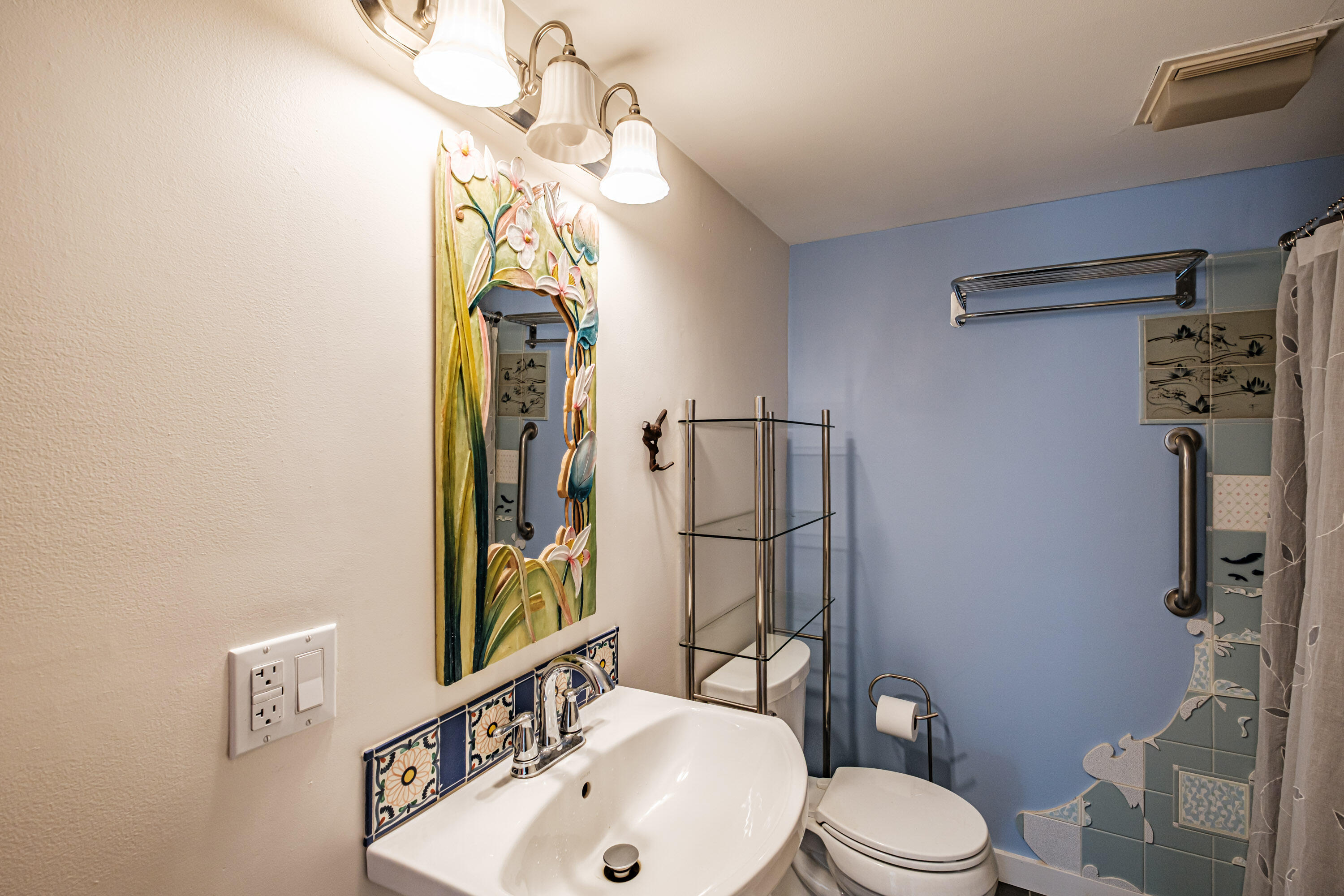 12 Paradise Road Property Photo 18