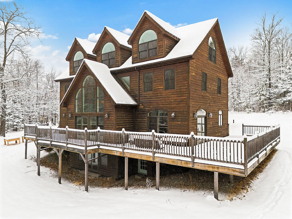 1194 Mercer Road Property Photo 2