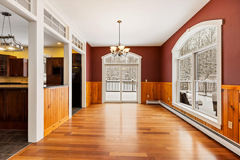 1194 Mercer Road Property Photo 11