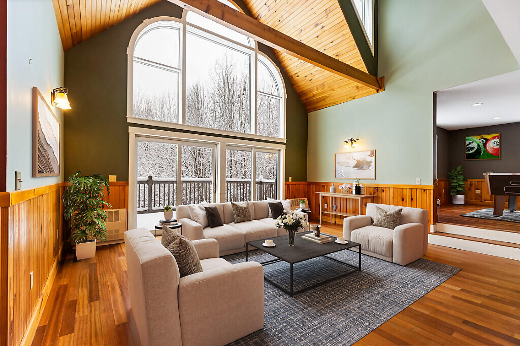 1194 Mercer Road Property Photo 15