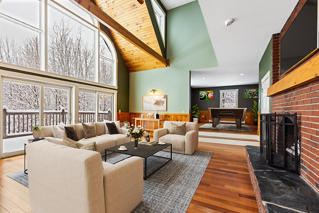 1194 Mercer Road Property Photo 16