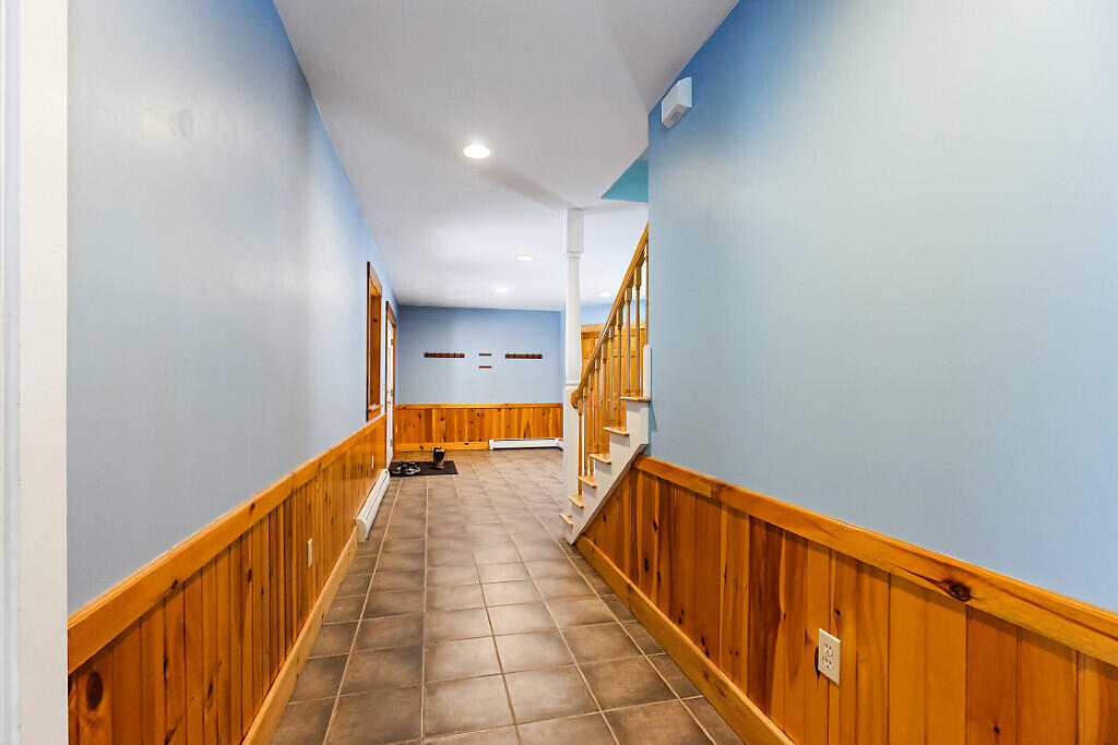 1194 Mercer Road Property Photo 28