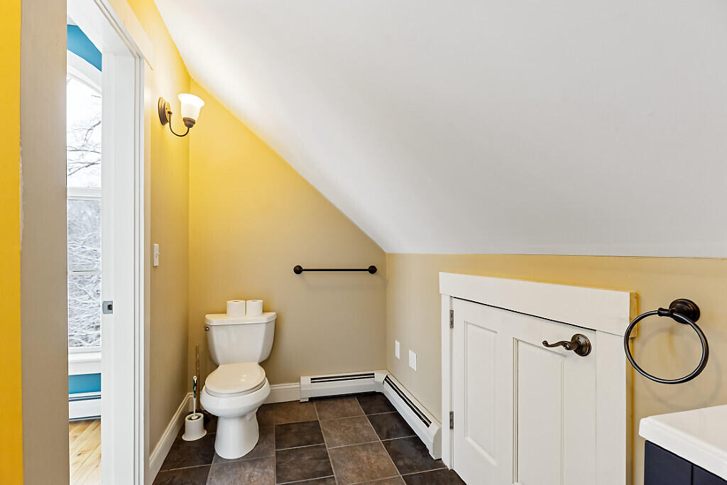 1194 Mercer Road Property Photo 61