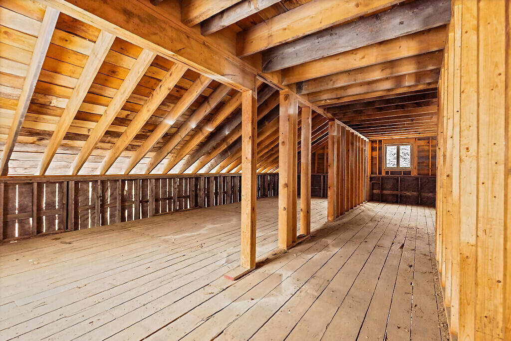 1194 Mercer Road Property Photo 112