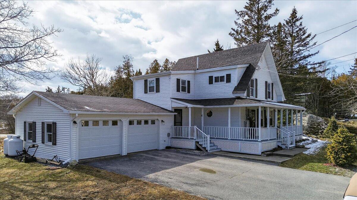 32 Burnt Cove Road Property Photo 2