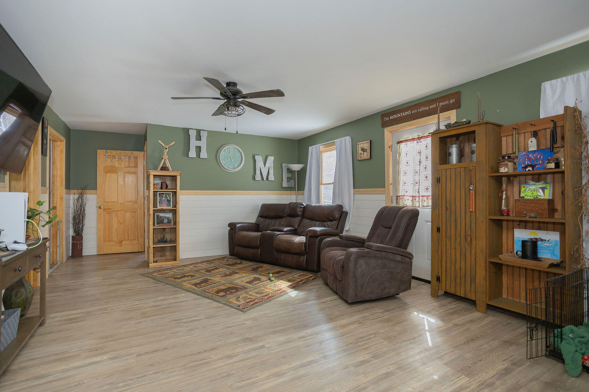 33 Lake Street Property Photo 8