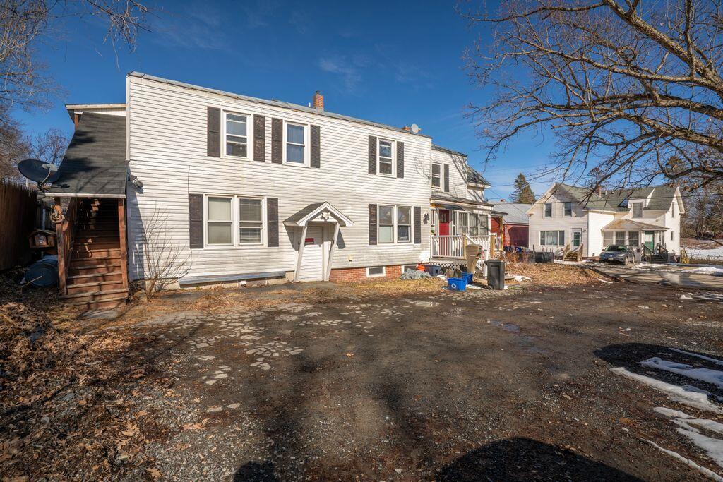36 King Street Property Photo 4