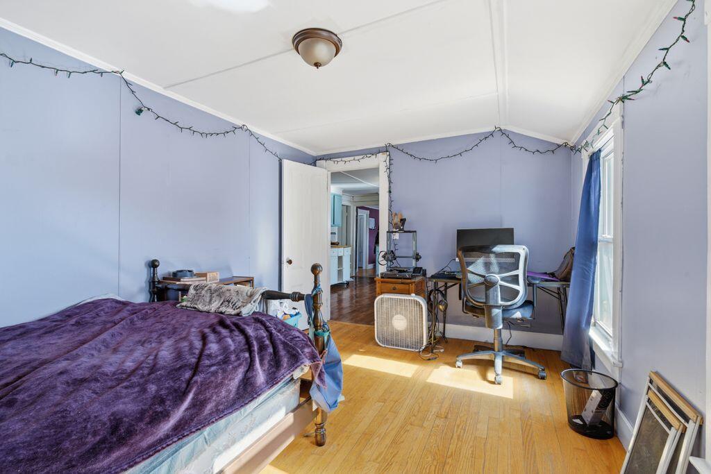 36 King Street Property Photo 12