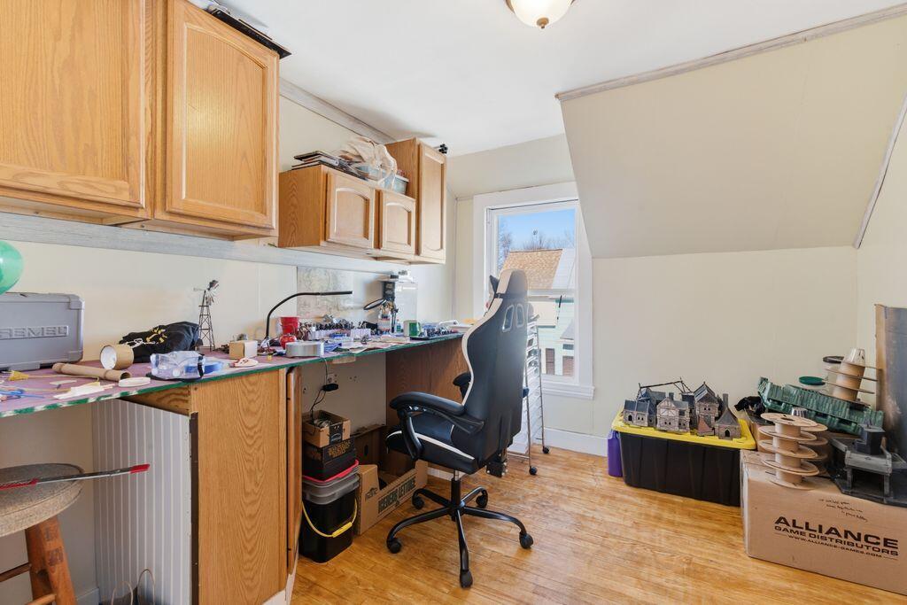 36 King Street Property Photo 17