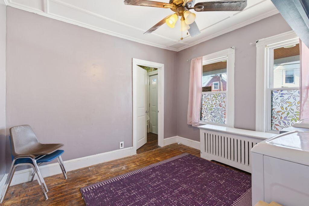 36 King Street Property Photo 22
