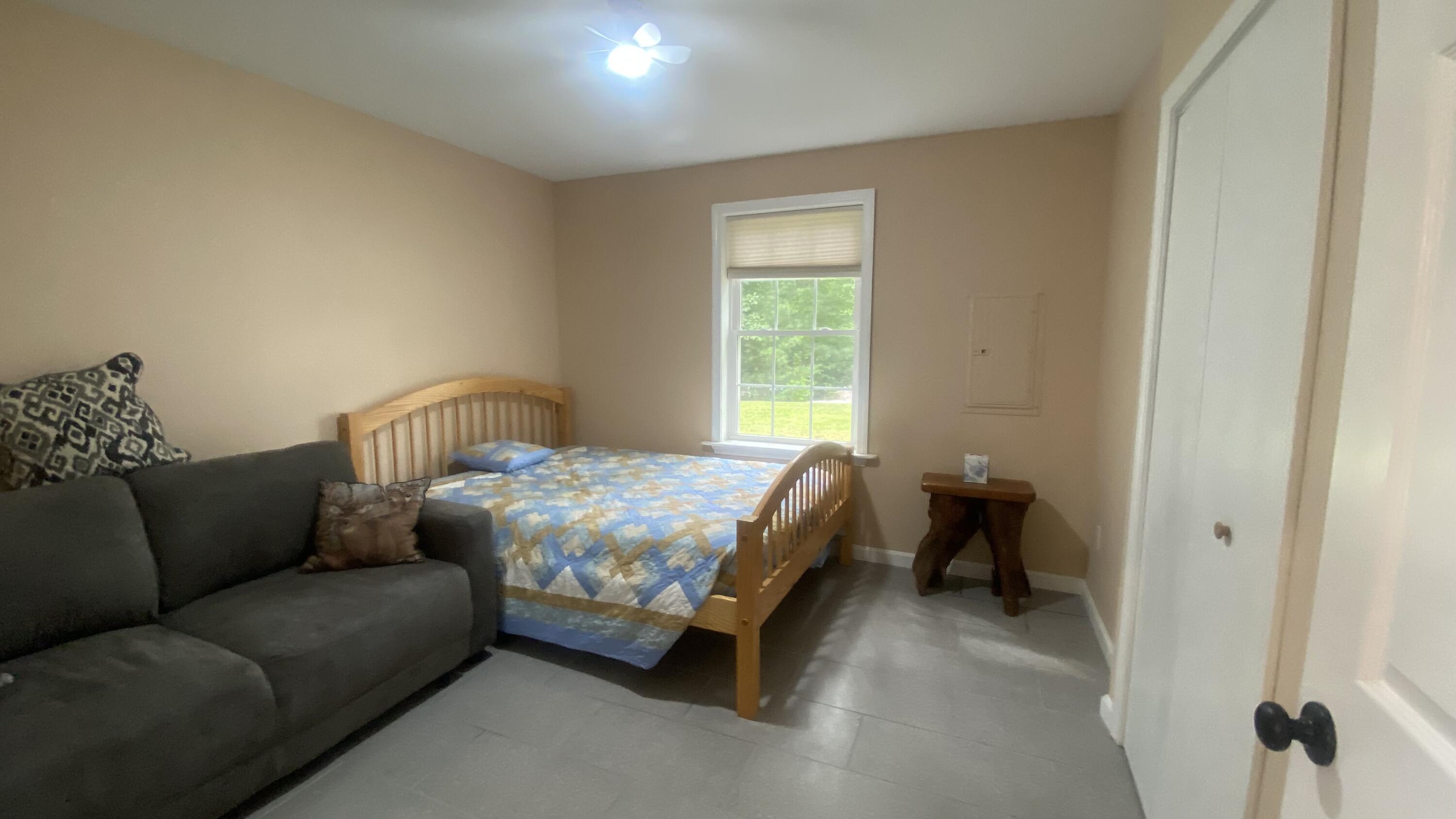26 Bushey Shore Property Photo 21