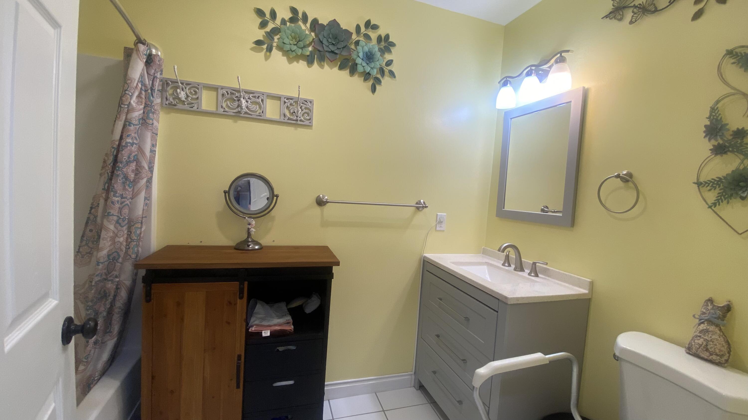 26 Bushey Shore Property Photo 23