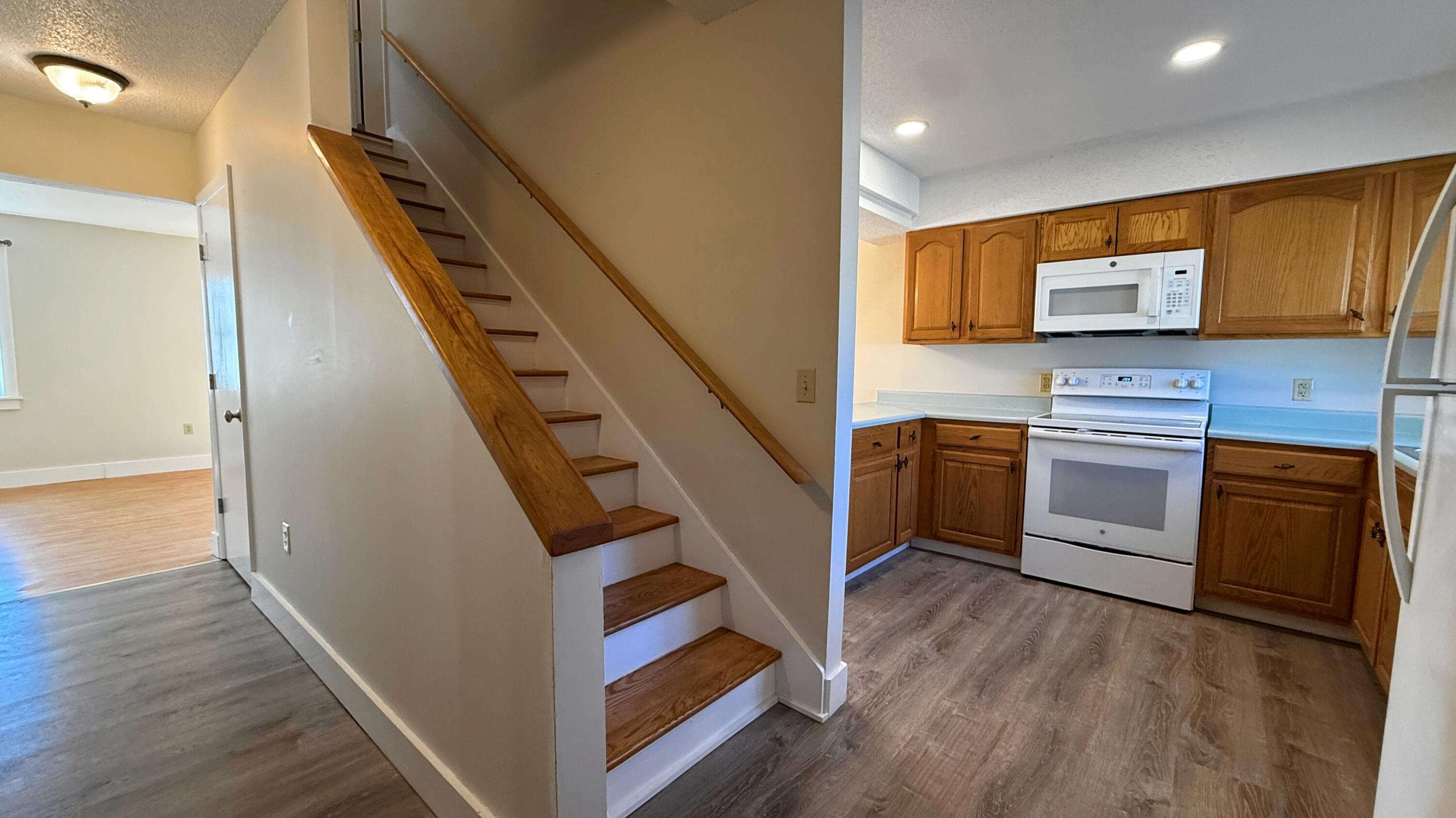 20 Beachwood Bay Drive 312 Property Photo 4