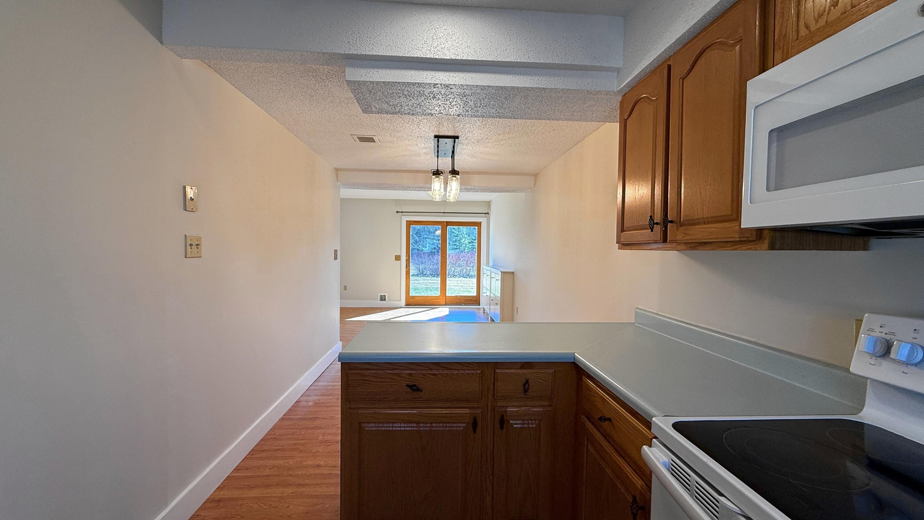 20 Beachwood Bay Drive 312 Property Photo 6