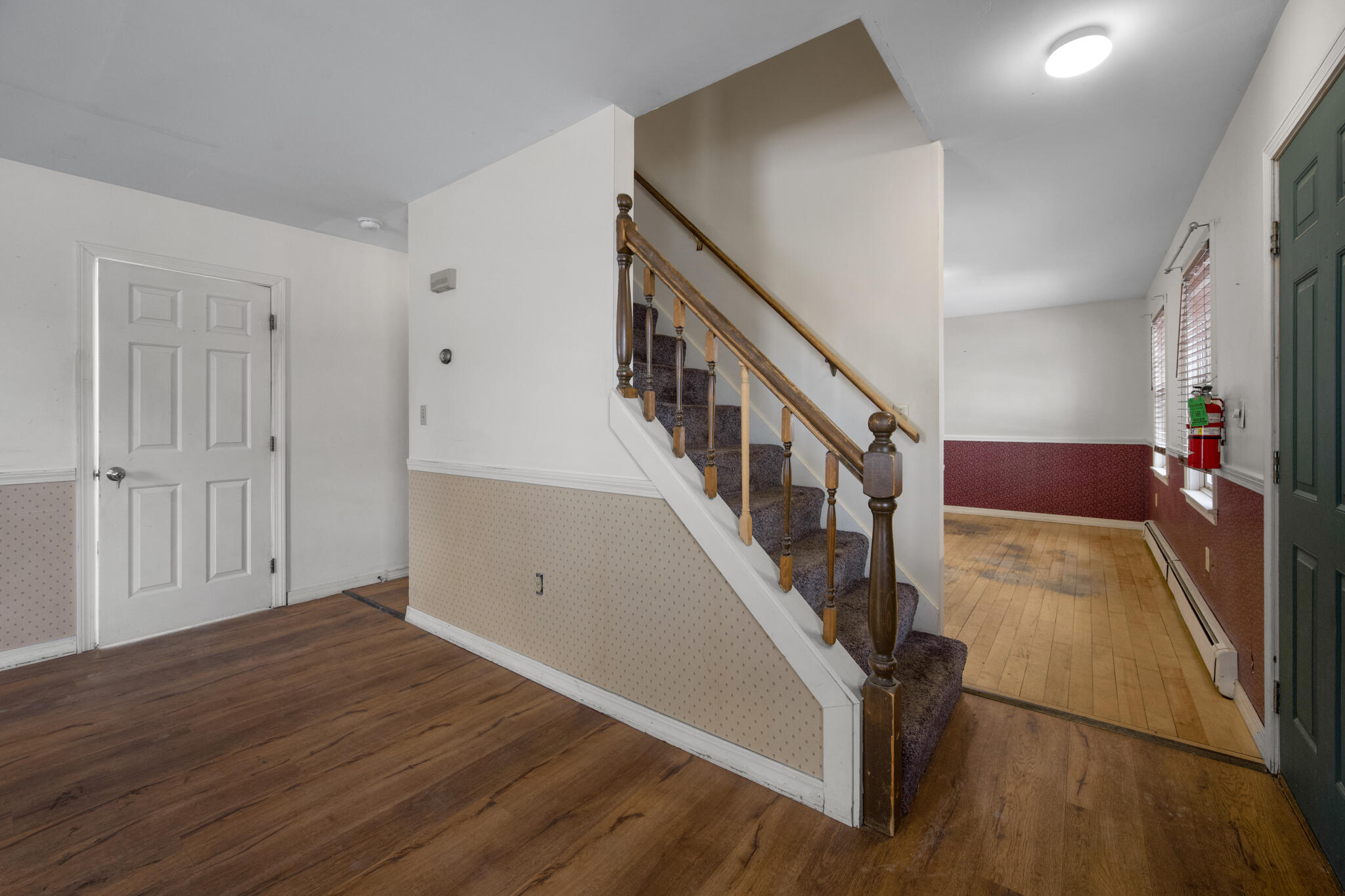 35 George Street Property Photo 18