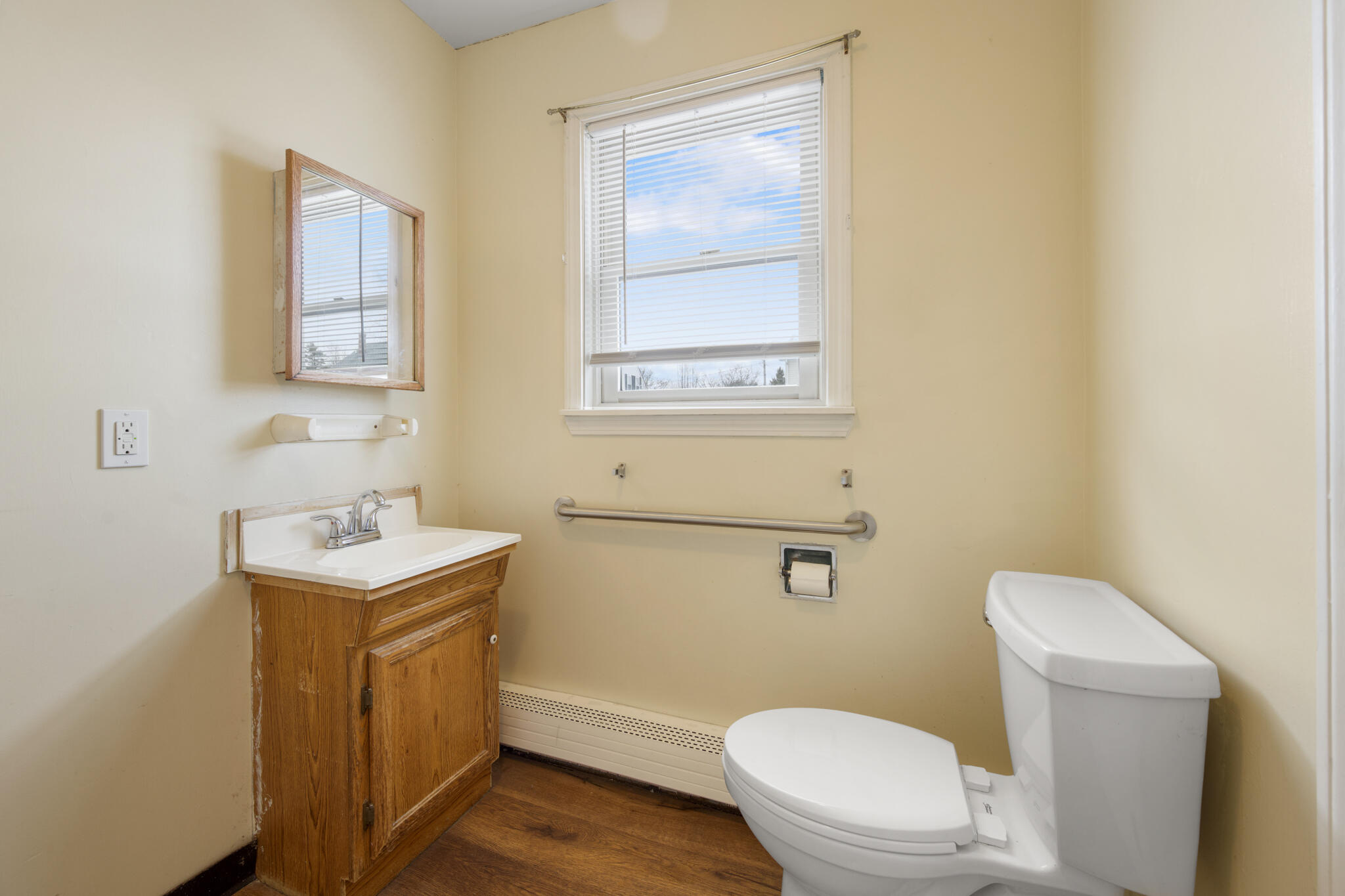 35 George Street Property Photo 26