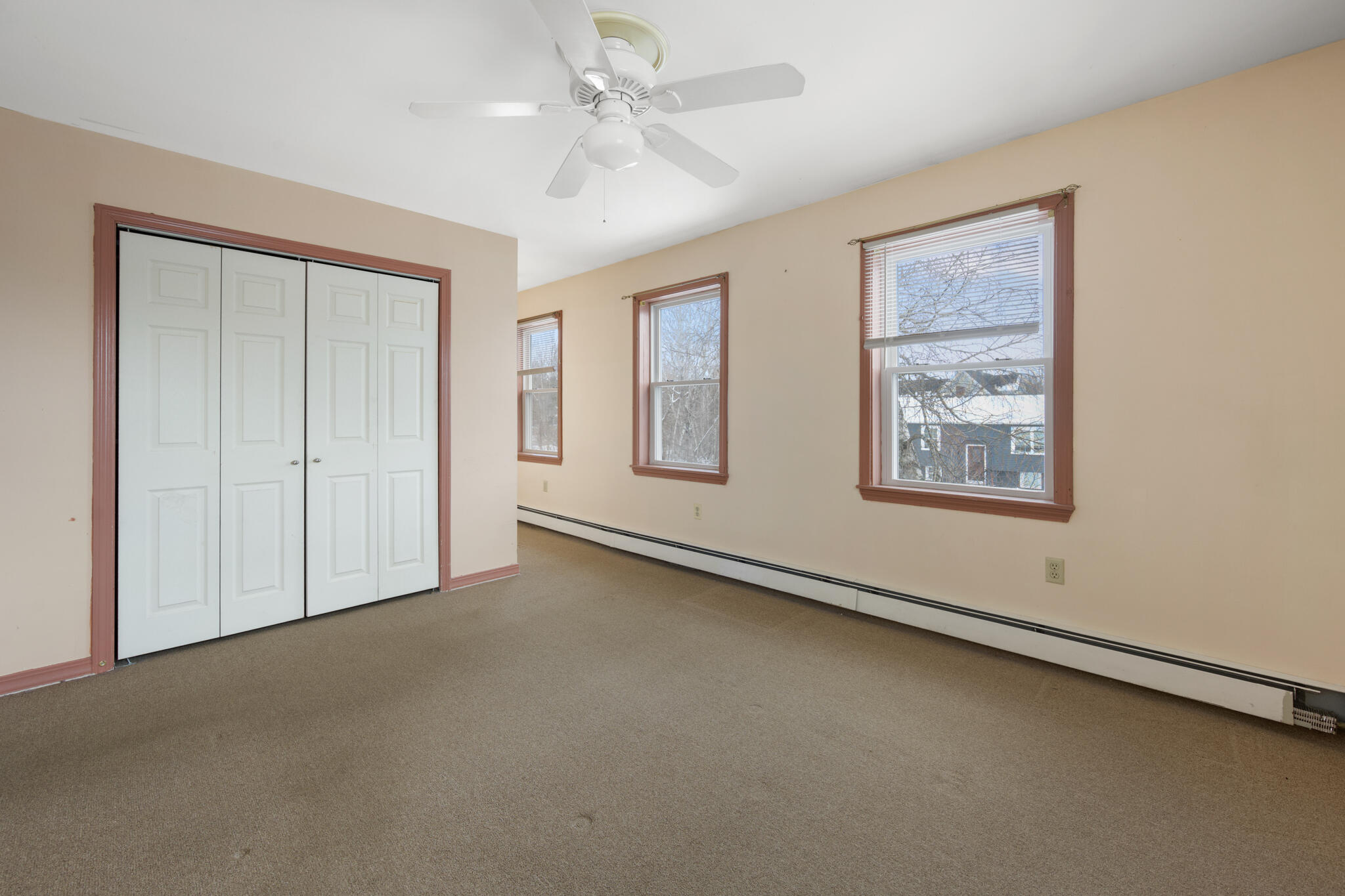 35 George Street Property Photo 40