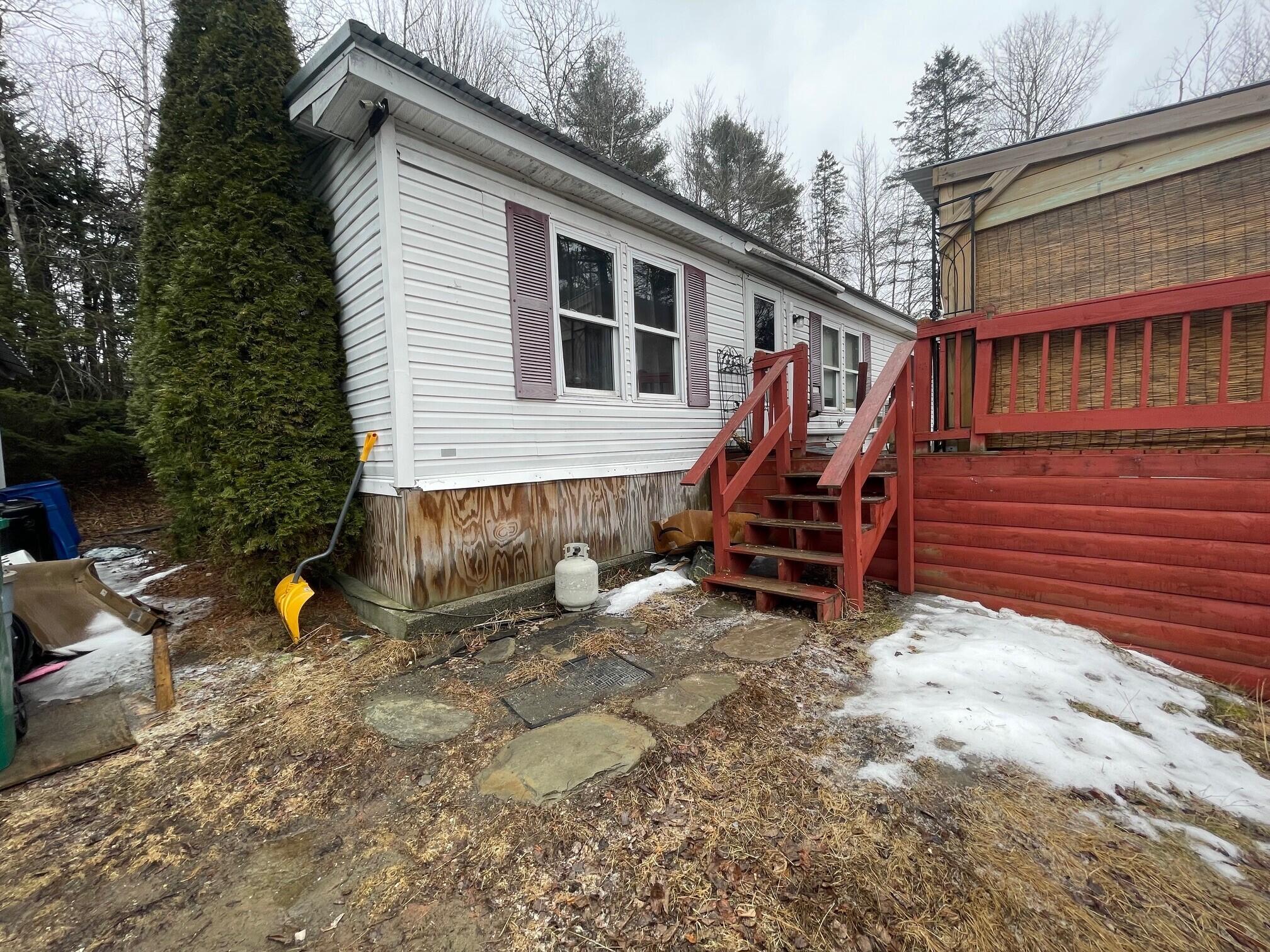 9 Jackson Property Photo 3